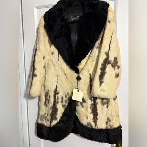 Vintage DK Kinley and Sons Limited Furriers Black & White Rabbit Fur Coat